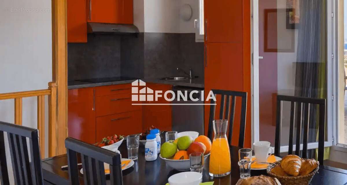 Appartement à SIX-FOURS-LES-PLAGES