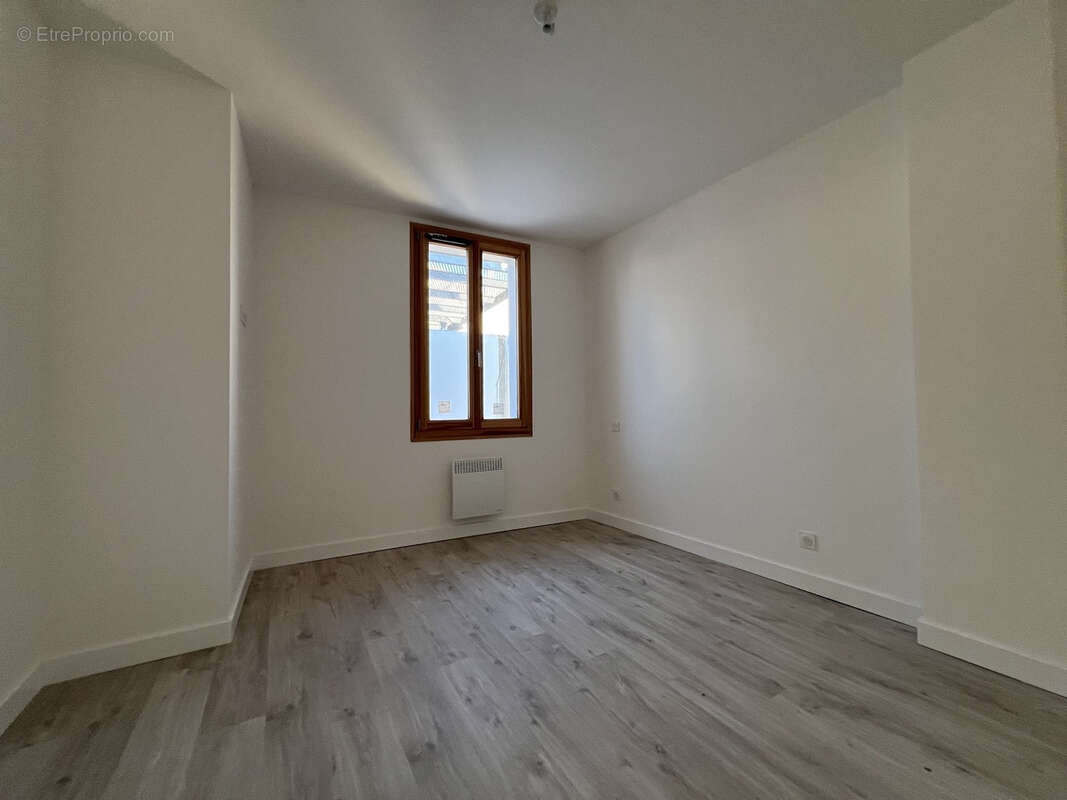  hyper centre de perpignan appartement f4 entierement refait a neuf - photo 4