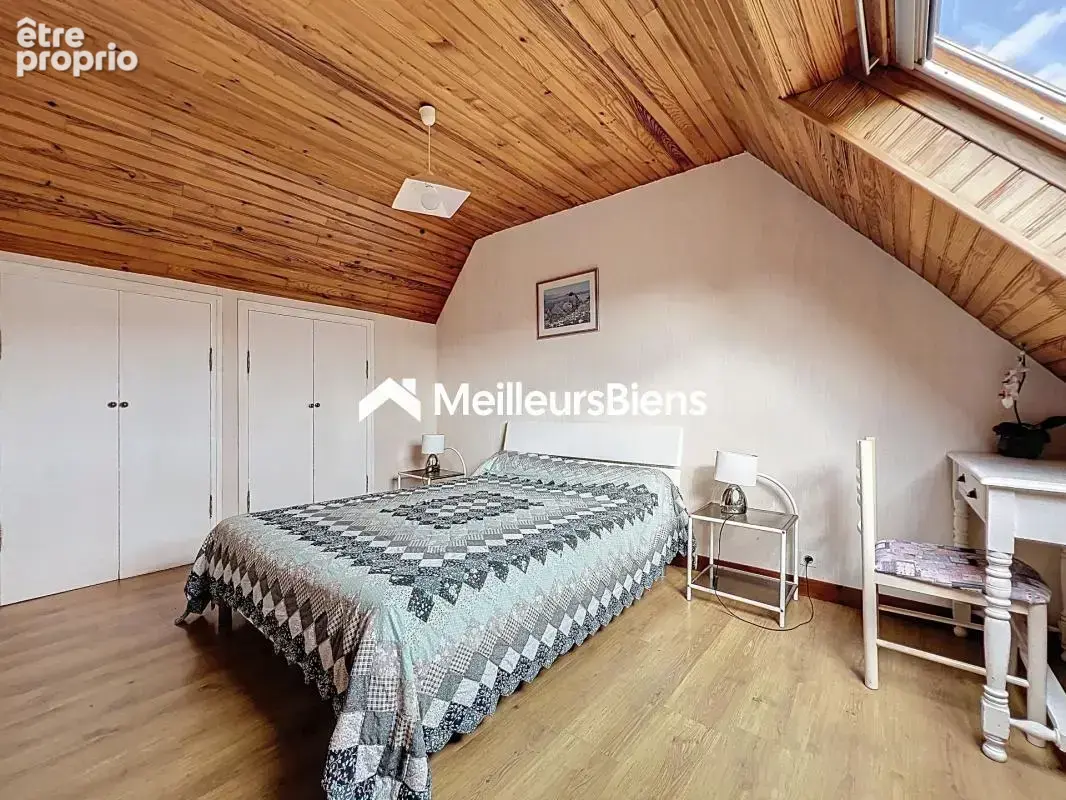 Bien au calme avec belle surface, parfait pour un achat serein - photo 15