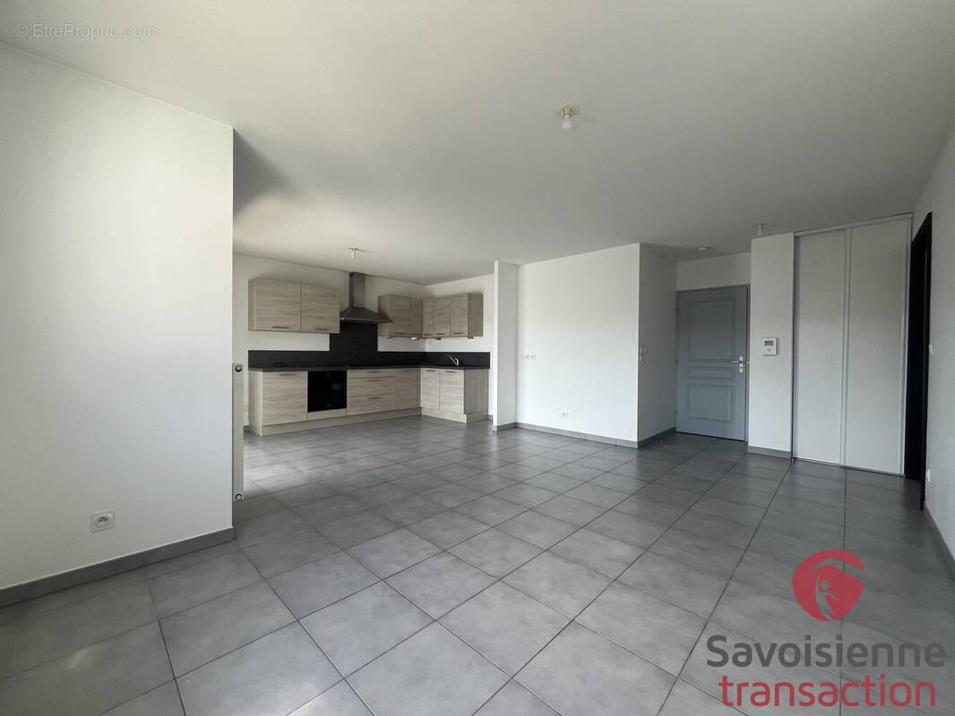 Appartement à BASSENS
