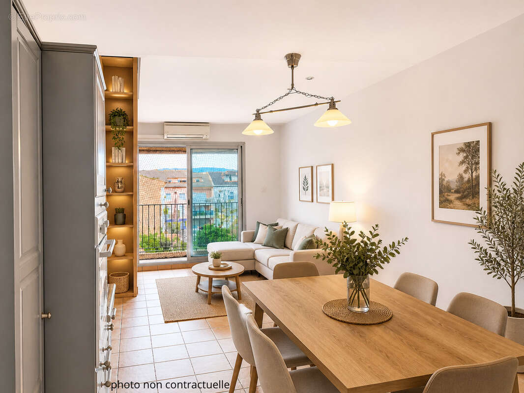 Appartement à COGOLIN