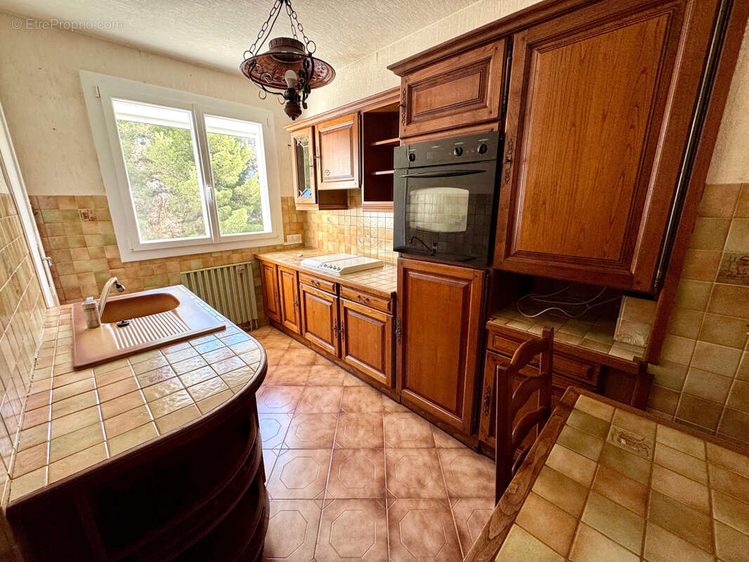 Appartement à MARSEILLE-9E