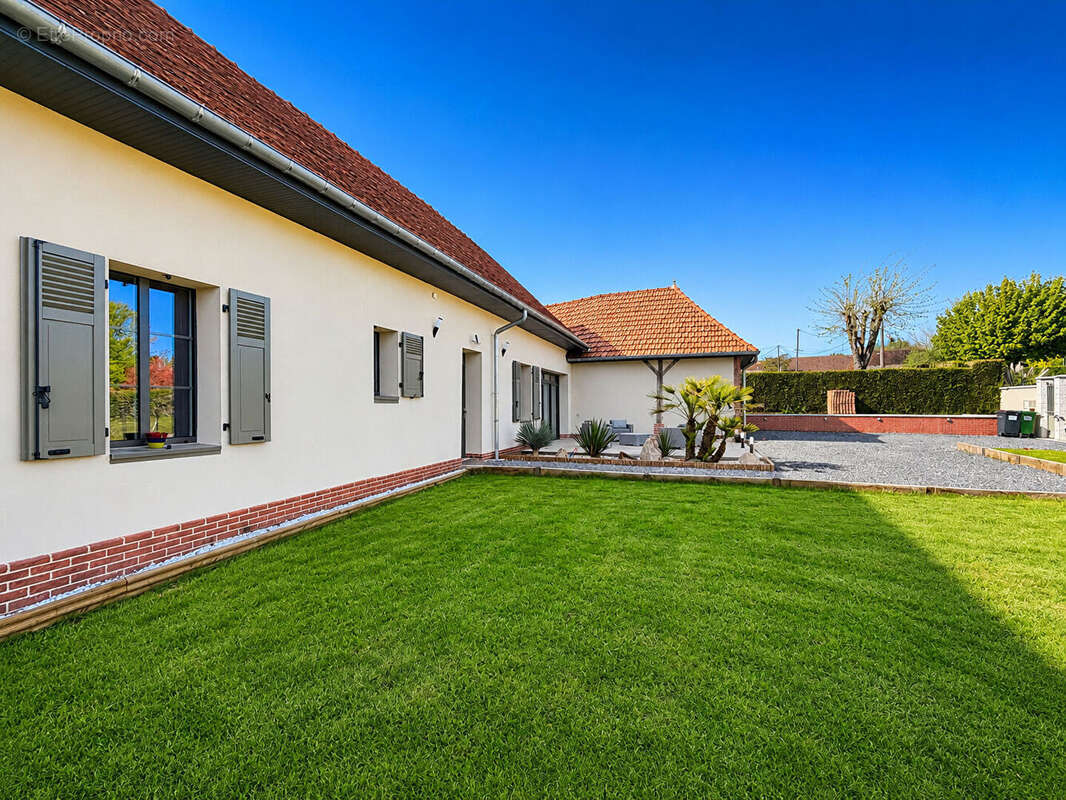 Montgueux, Superbe longère rénovée de plain-pied avec prestations de qualité - photo 5