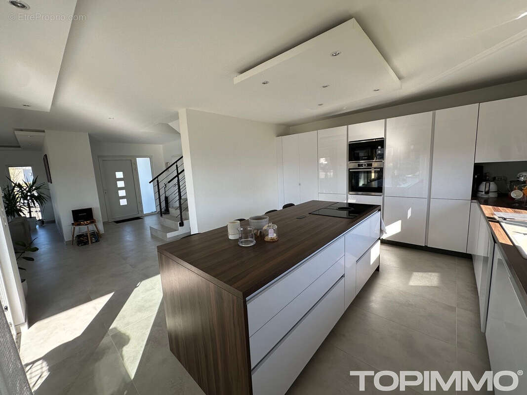 Maison Ensisheim 6 pièce(s) 145 m2 - photo 6