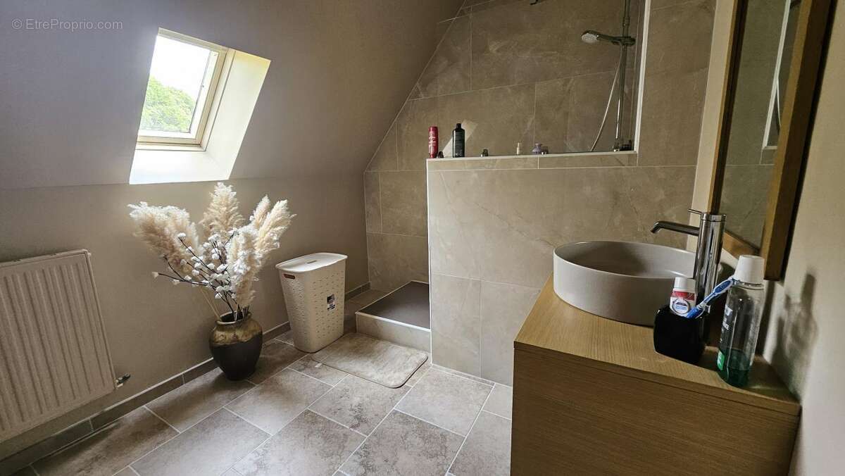 Maison à GRAINVILLE-LA-TEINTURIERE