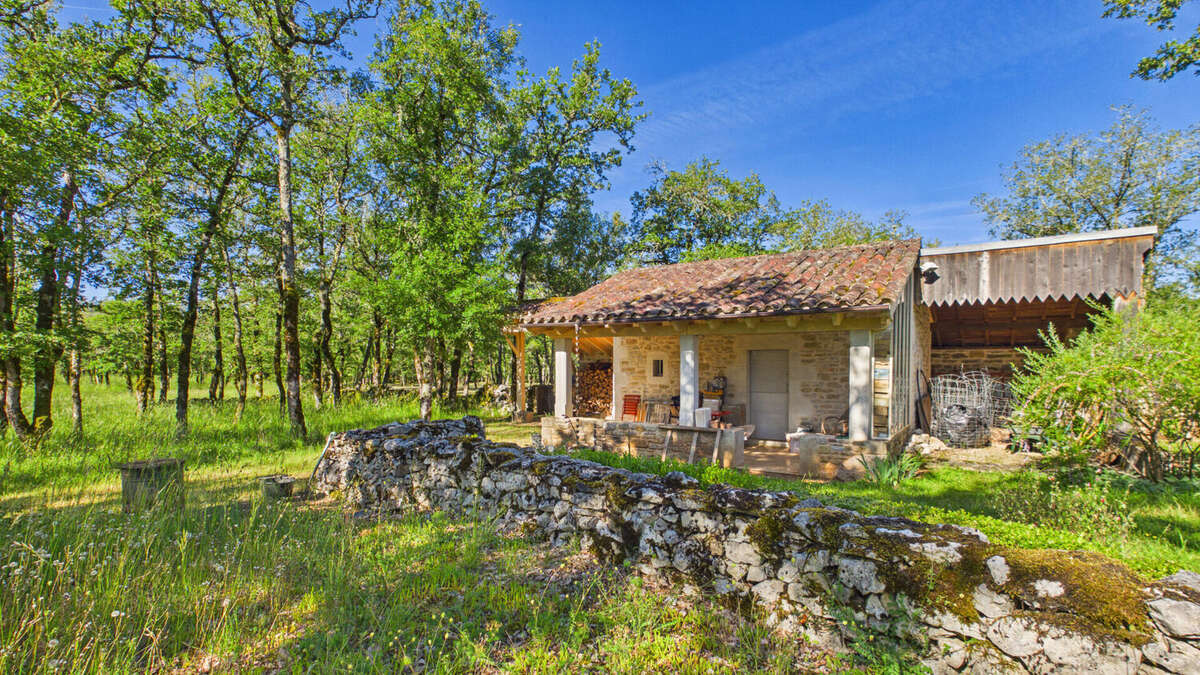Propriété de charme en pierre au coeur des Causses du Quercy - photo 3