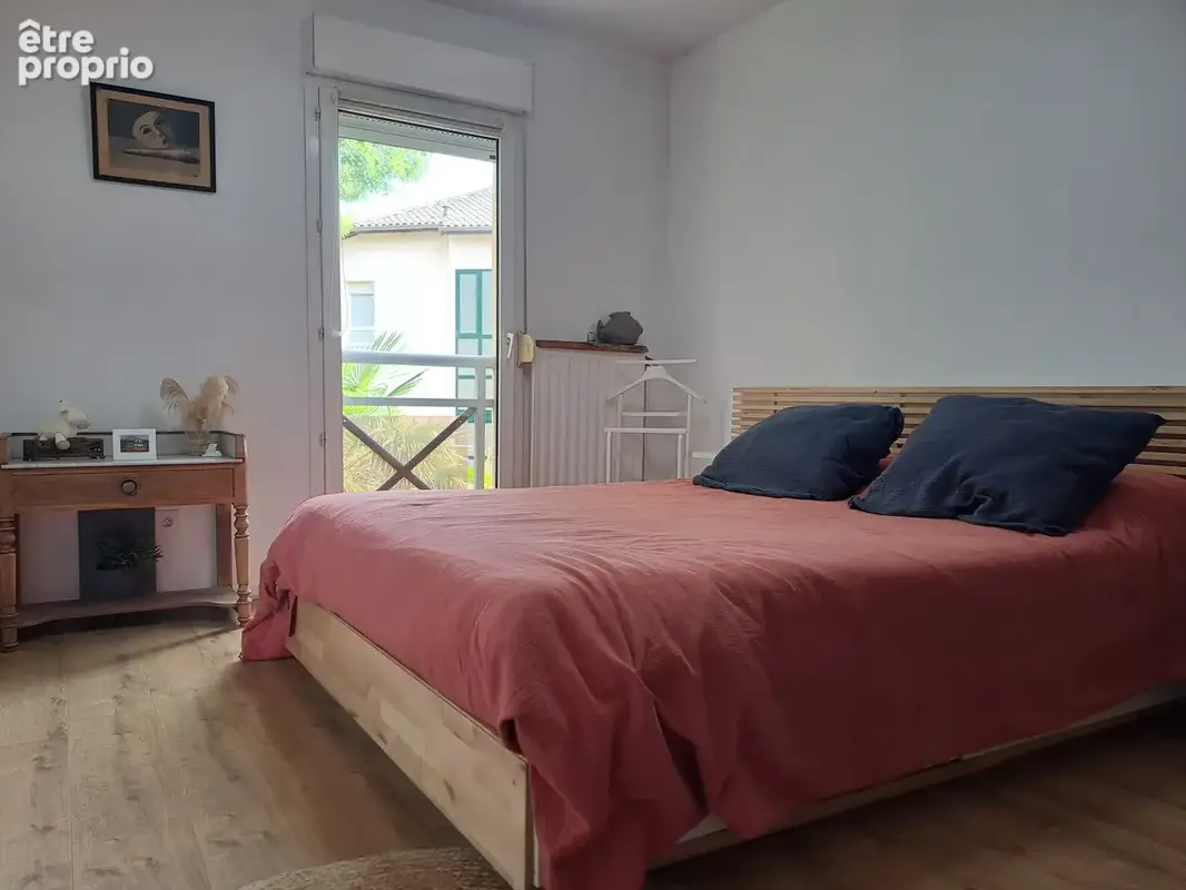 Appartement T4 en duplex de 85m2 avec jardin et terrasse dans le centre de Fontaines St Martin ! - photo 10