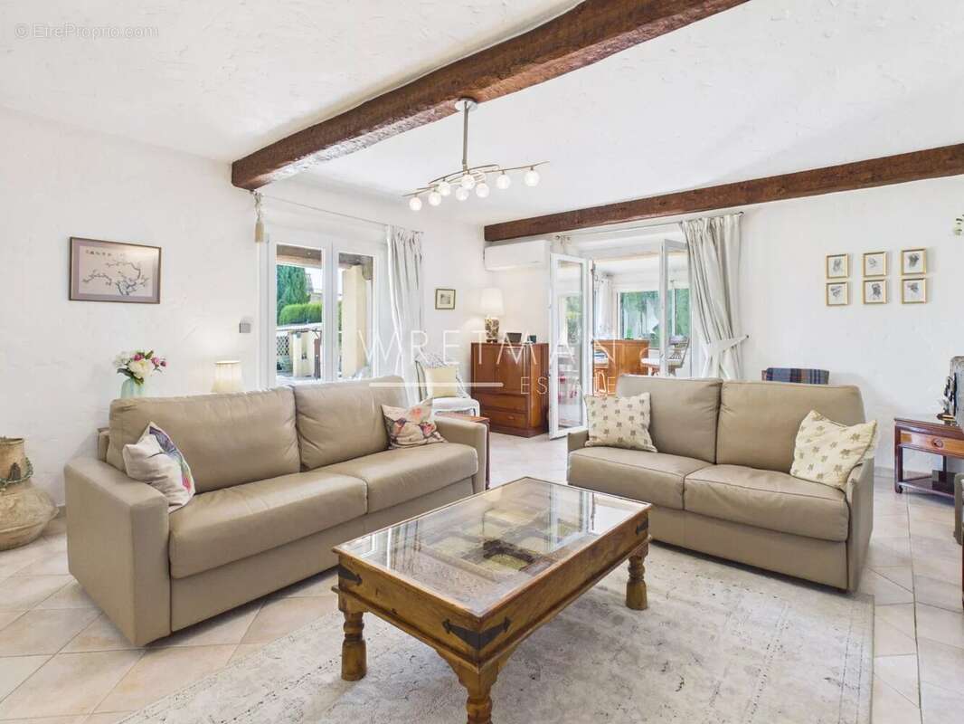 Villa de plain pied dans un quartier privilégié - Fayence - photo 6