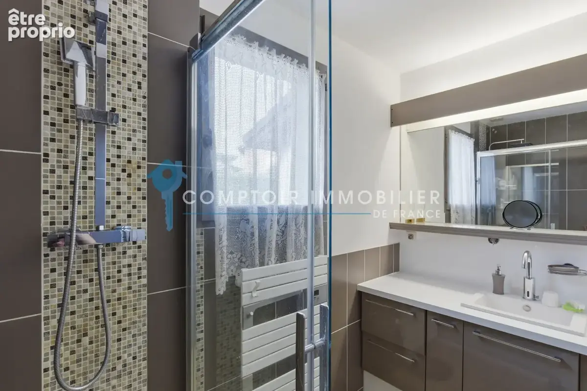 DPT(38) - A VENDRE - Maison individuelle - 170m2 - RENAGE - photo 17