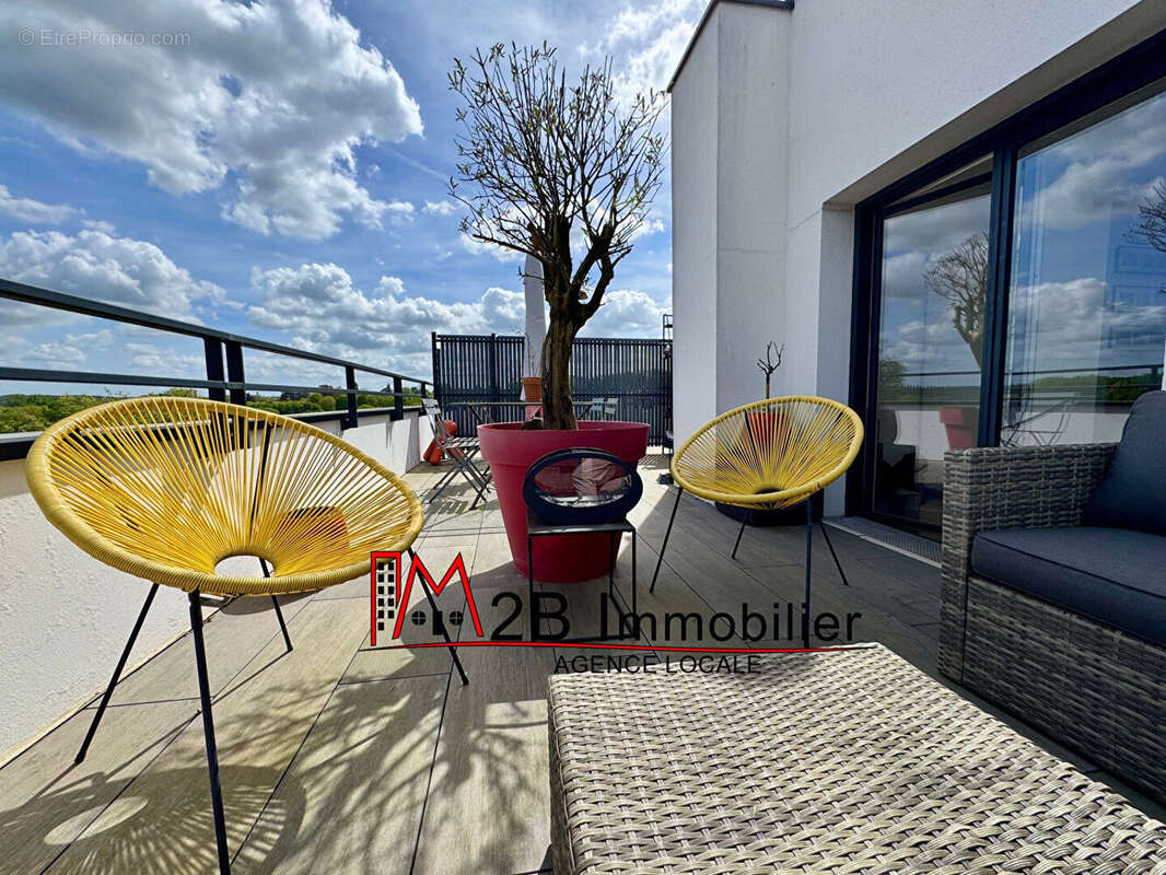 F3 dernier etage avec grande terrasse - photo 2