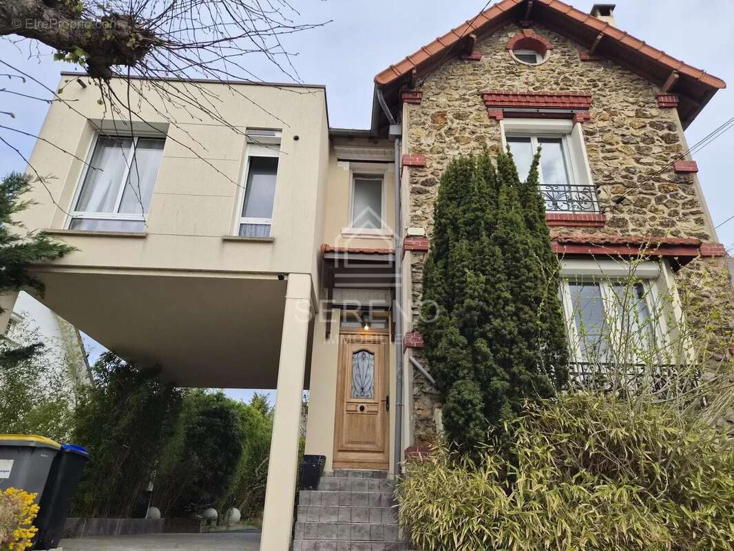 Maison à LIVRY-GARGAN