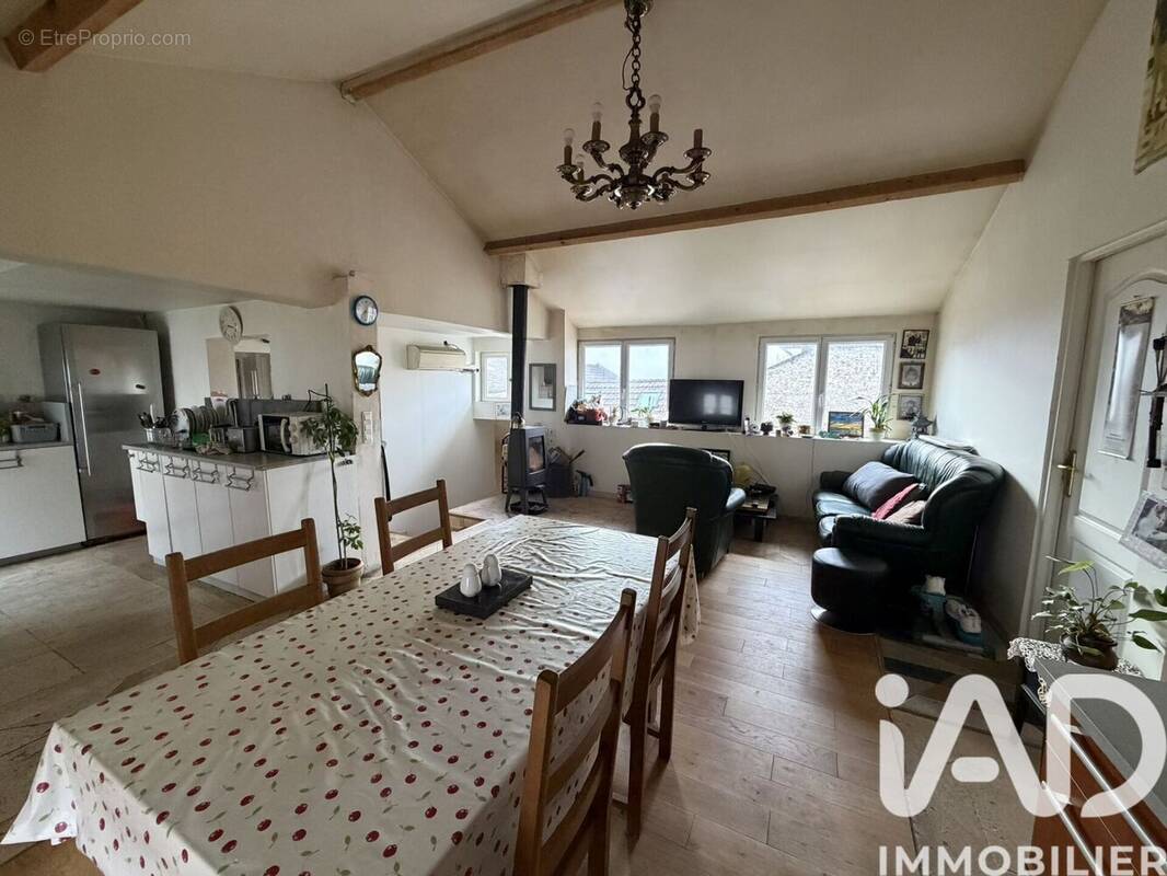 Photo 1 - Appartement à BOISSY-SAINT-LEGER