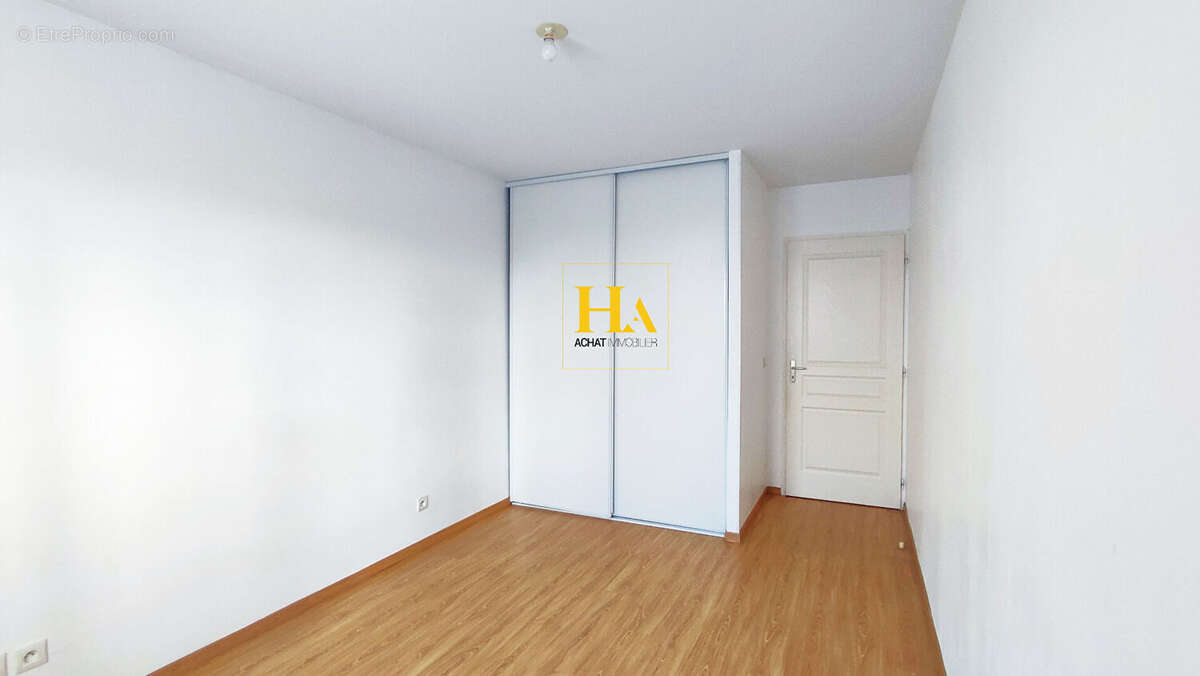 Appartement à ROMANS-SUR-ISERE