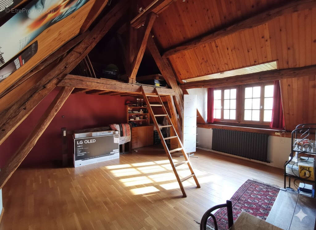 Maison à EPERNON