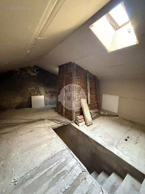 Appartement à ROQUEVAIRE