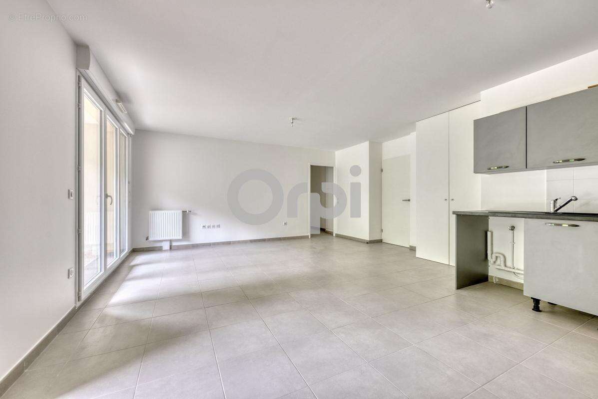 Appartement à FERRIERES-EN-BRIE