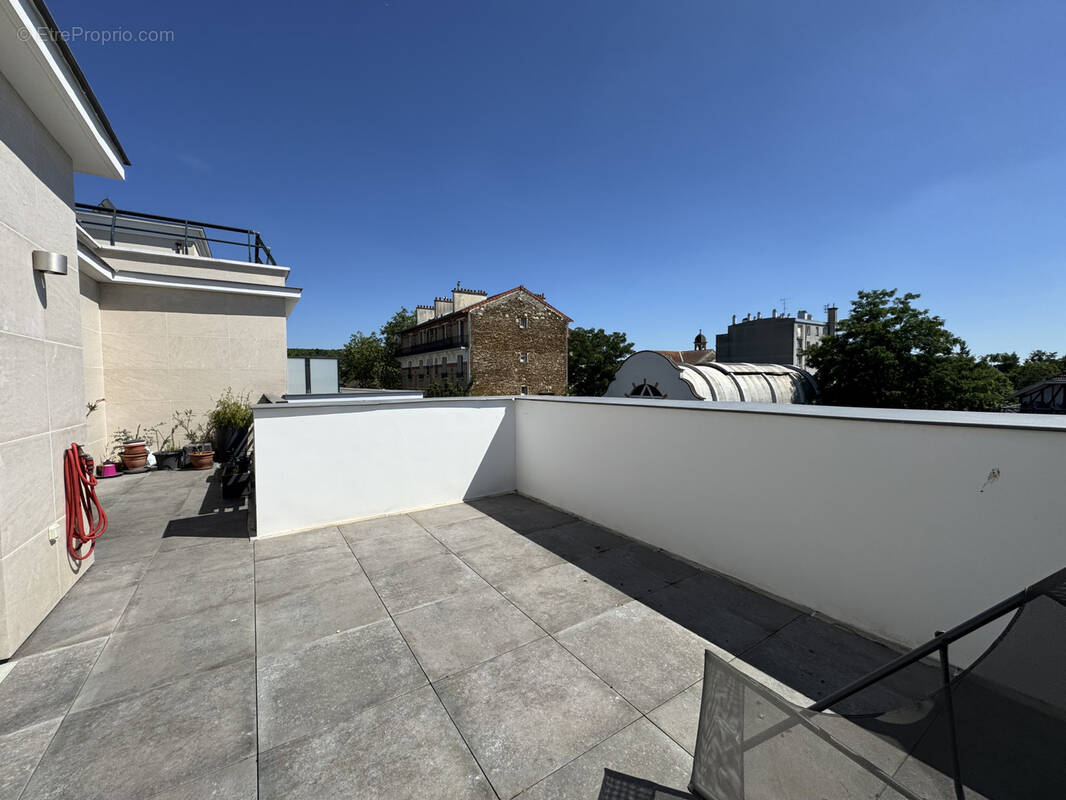 Appartement à SAINT-MAUR-DES-FOSSES