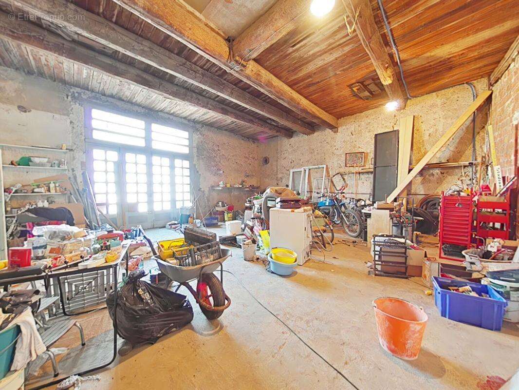 Maison à BIZE-MINERVOIS