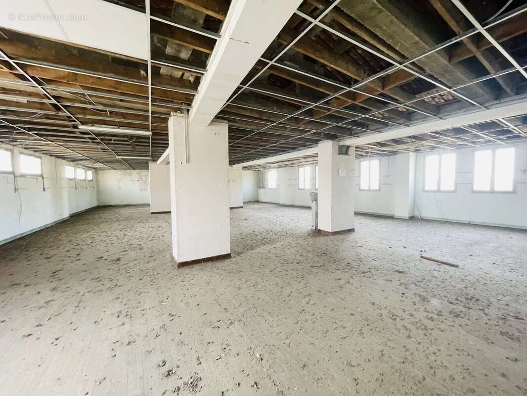Ensemble immobilier idéalement situé avec un fort potentiel - photo 13