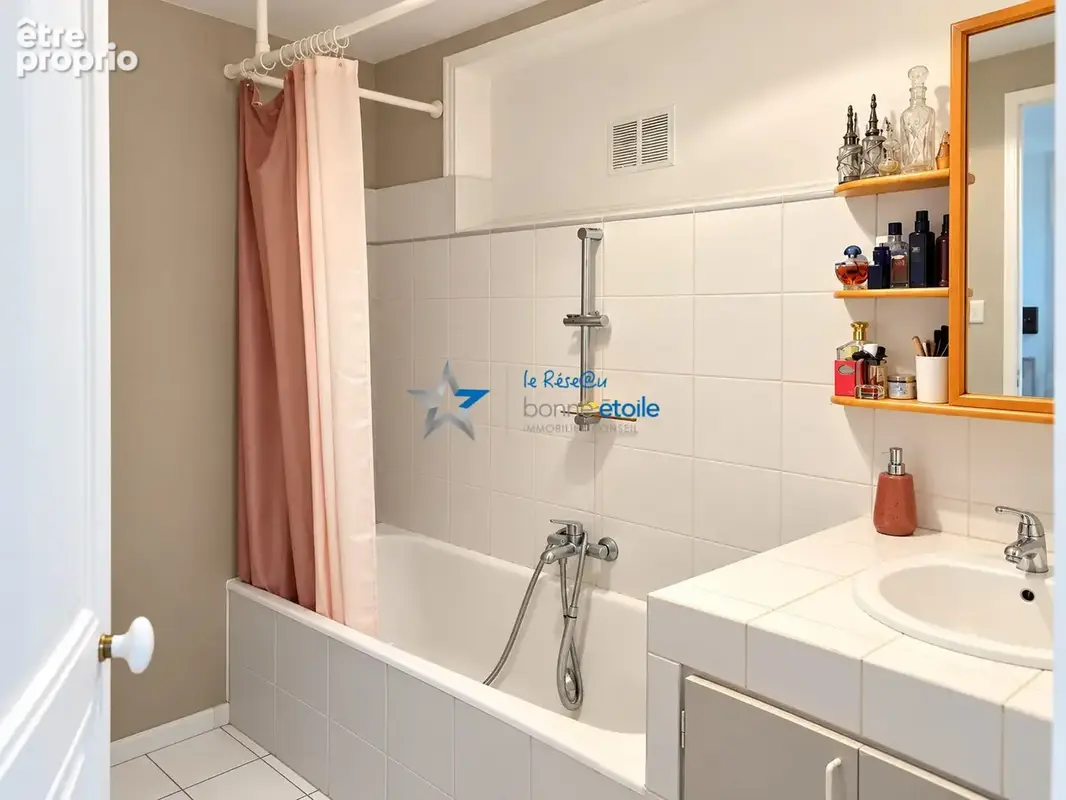 Appartement 2 pièces 46 m² à vendre à Paris-18e (75018) - photo 8