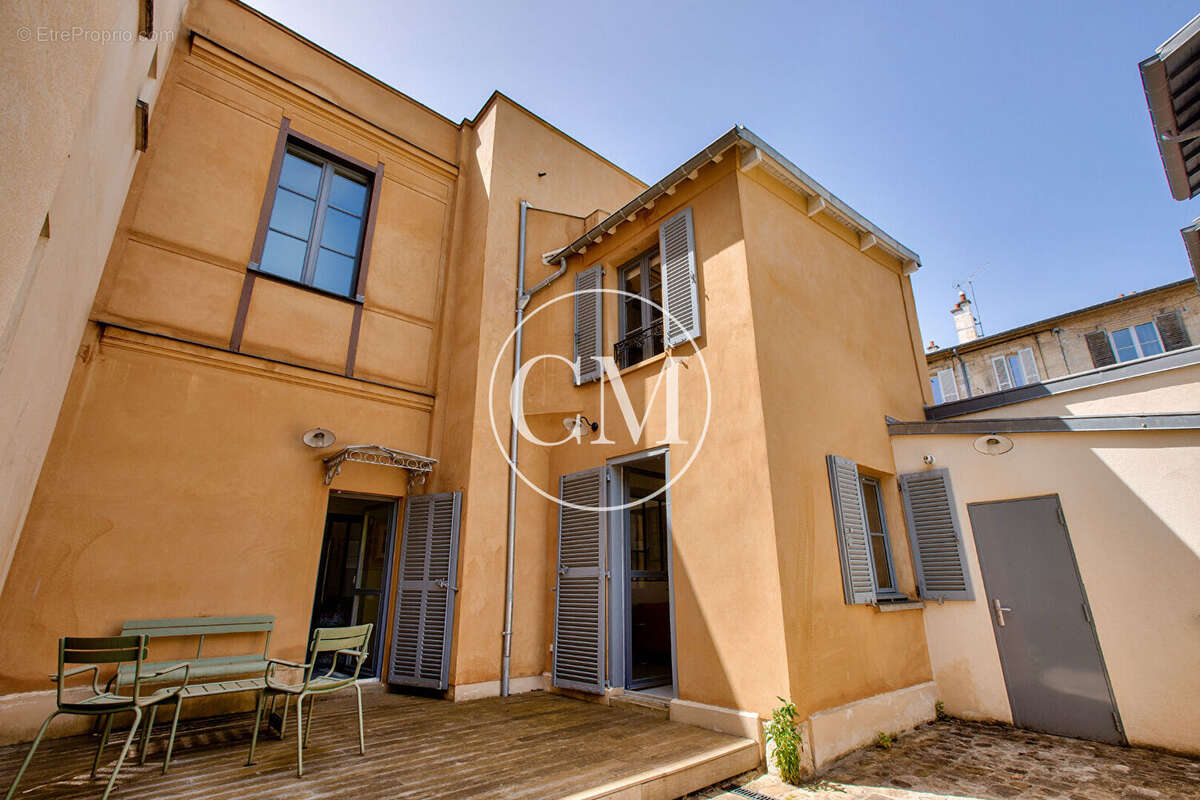 Maison à VERSAILLES