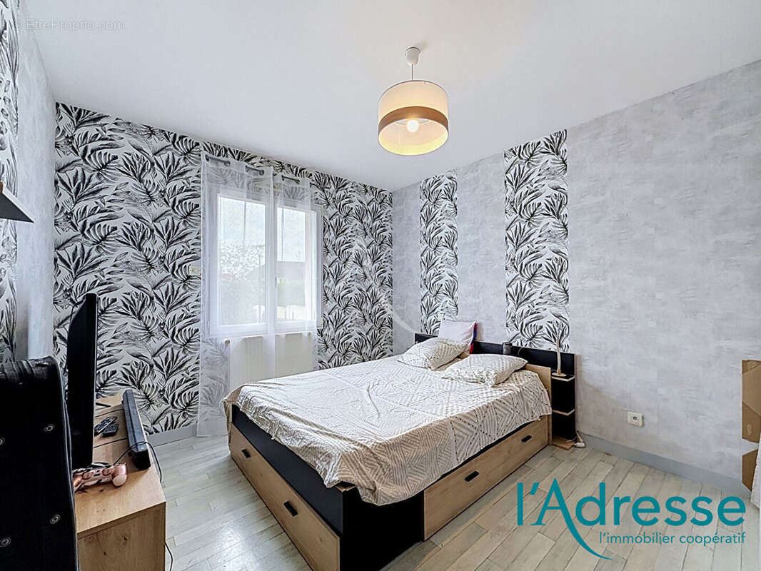Maison Meslay Du Maine 4 pièce 87.7 m2 - photo 8