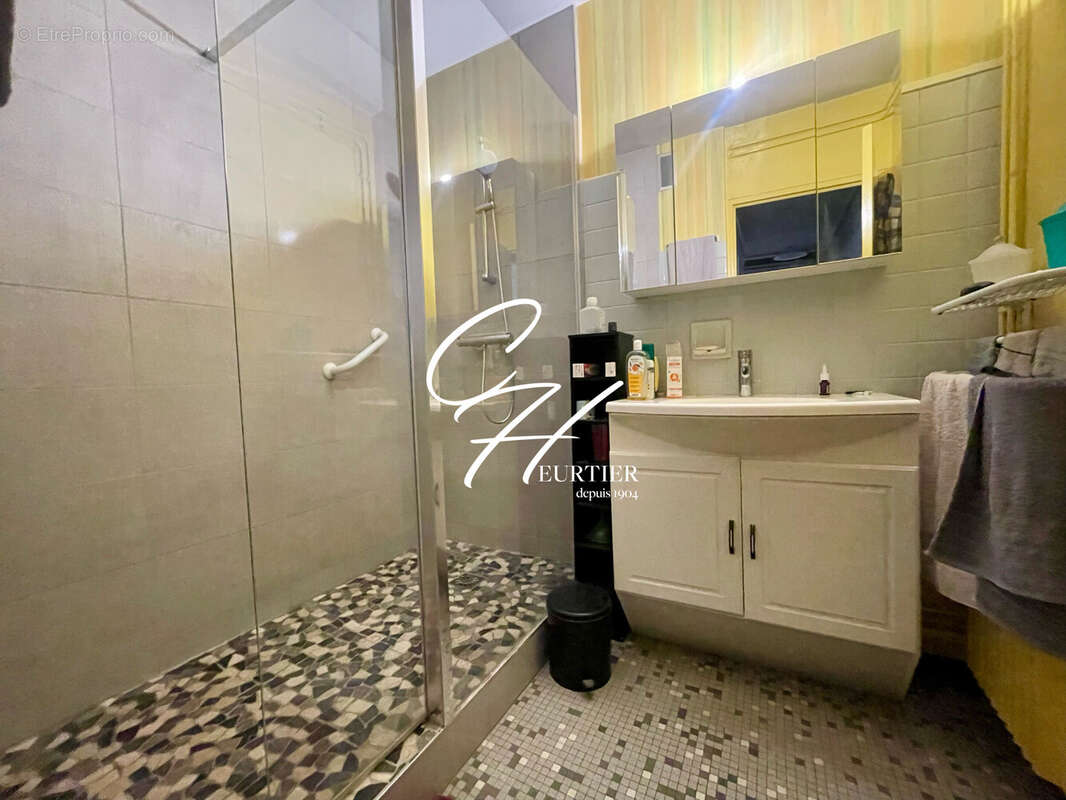 Appartement à ECHIROLLES