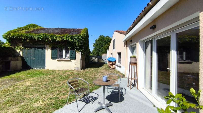 Maison à CHATEAUBERNARD