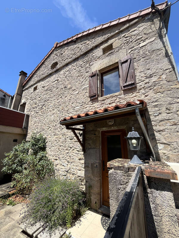 Maison à COMPREIGNAC