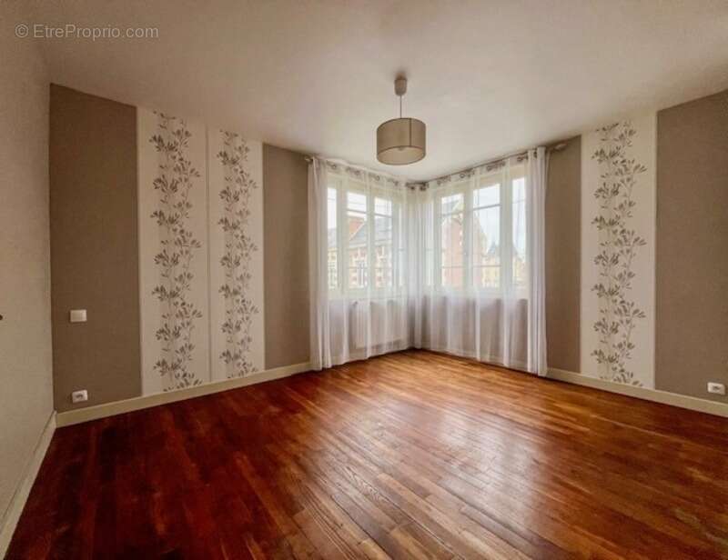 Maison à AIRVAULT