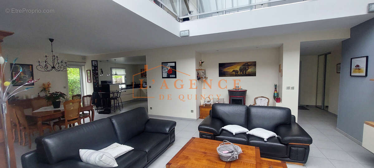 Maison à MAREUIL-LES-MEAUX