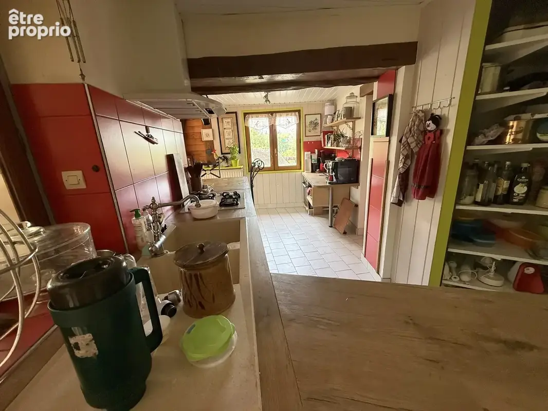 MAISON de 144 m2 sur 2 niveaux et grand garage, dépendances en bordure de Claise. - photo 5