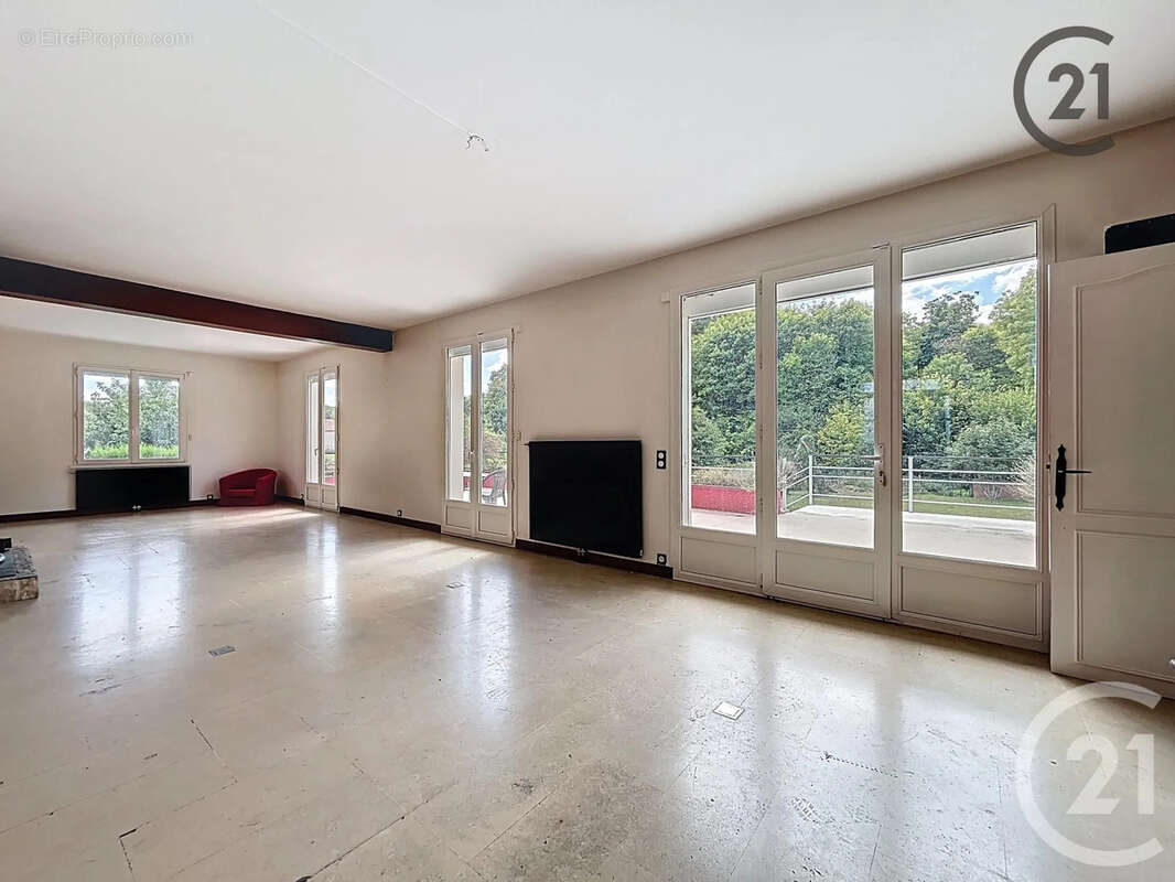 Maison à VAL-DE-VESLE