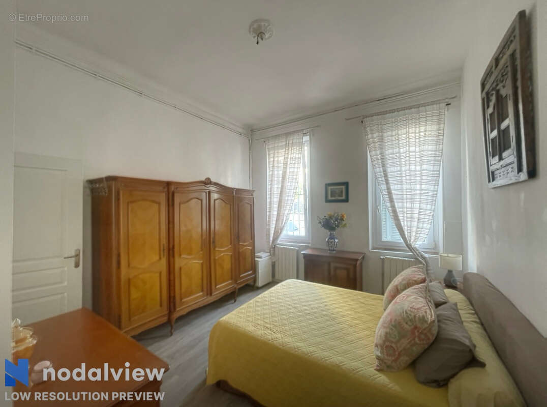 Appartement à MARSEILLE-3E