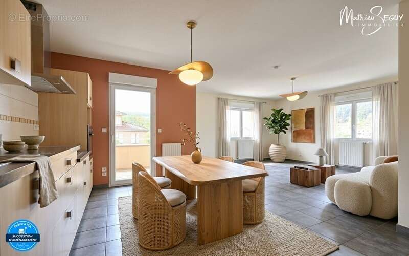Appartement à THURINS