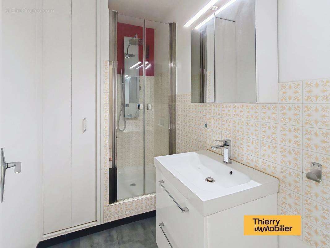 T5 lumineux avec balcon et parking - Résidence familiale calme - photo 15