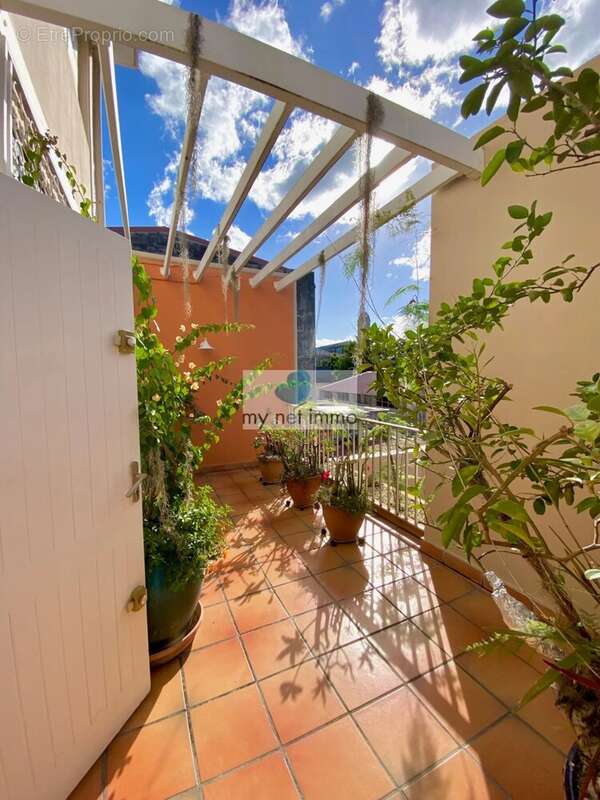 Appartement à POINTE-A-PITRE