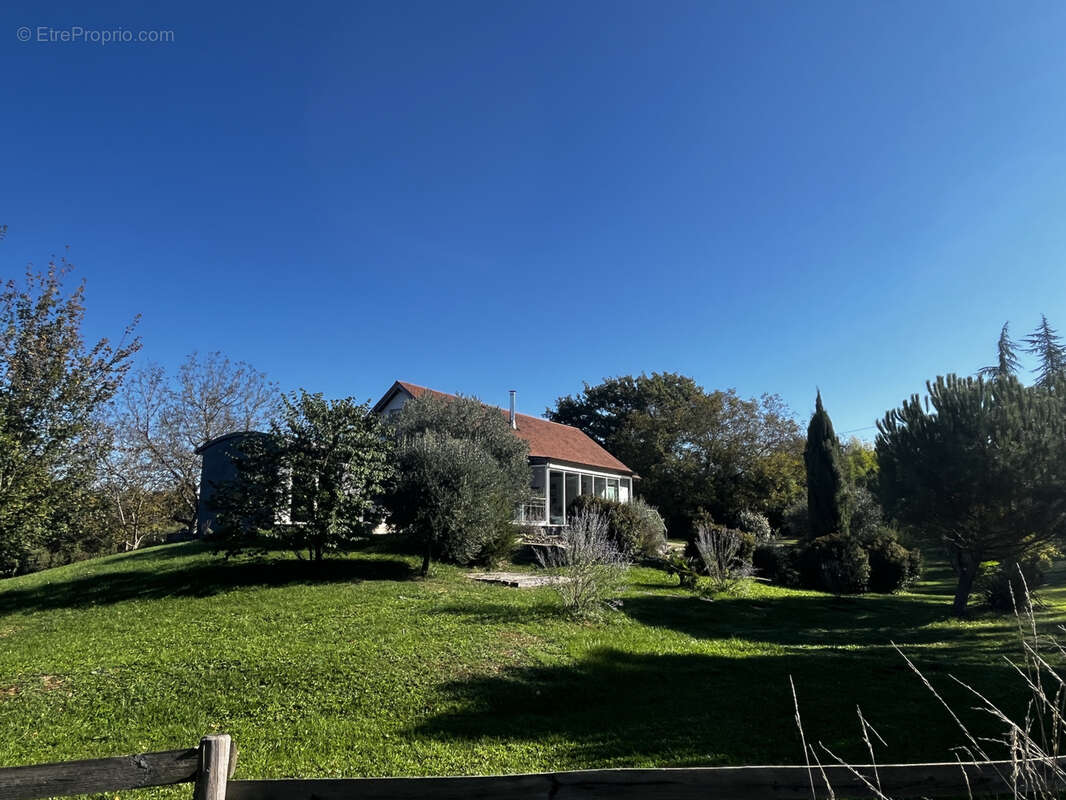 Maison à SALVAGNAC-CAJARC