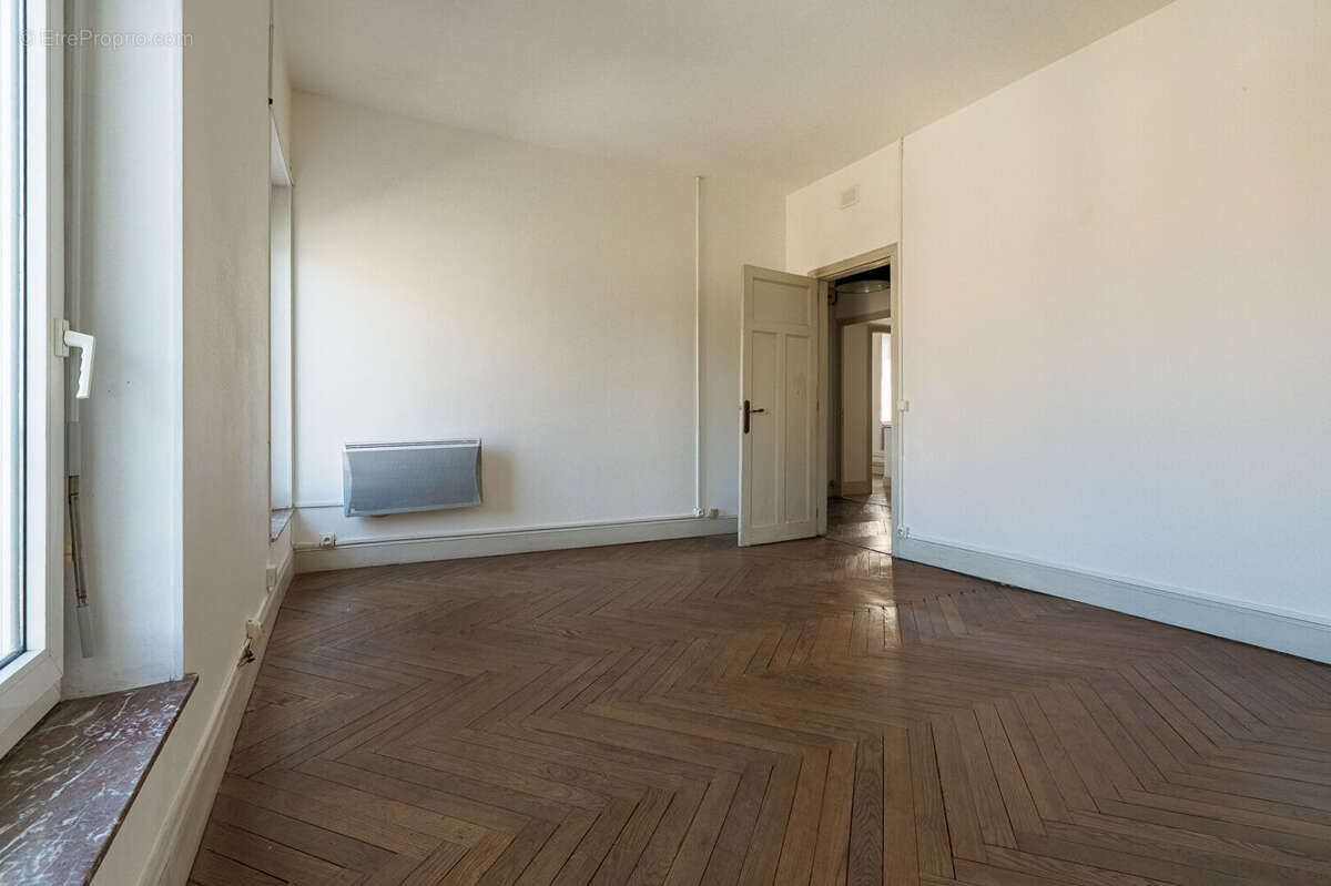 Appartement à CARCASSONNE