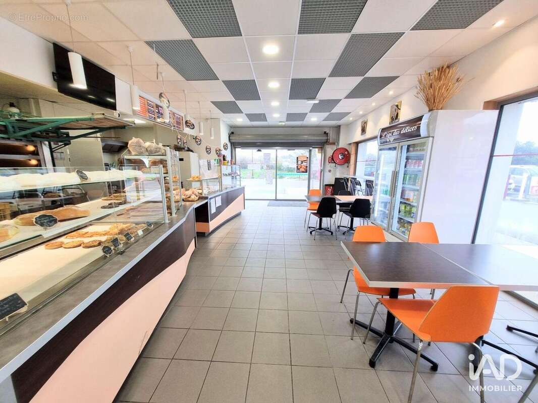 Photo 5 - Commerce à BEAUVOISIN