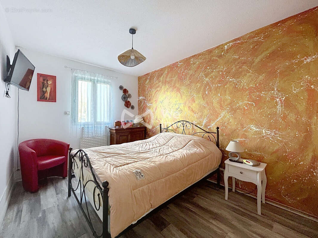 Appartement à MAUGUIO