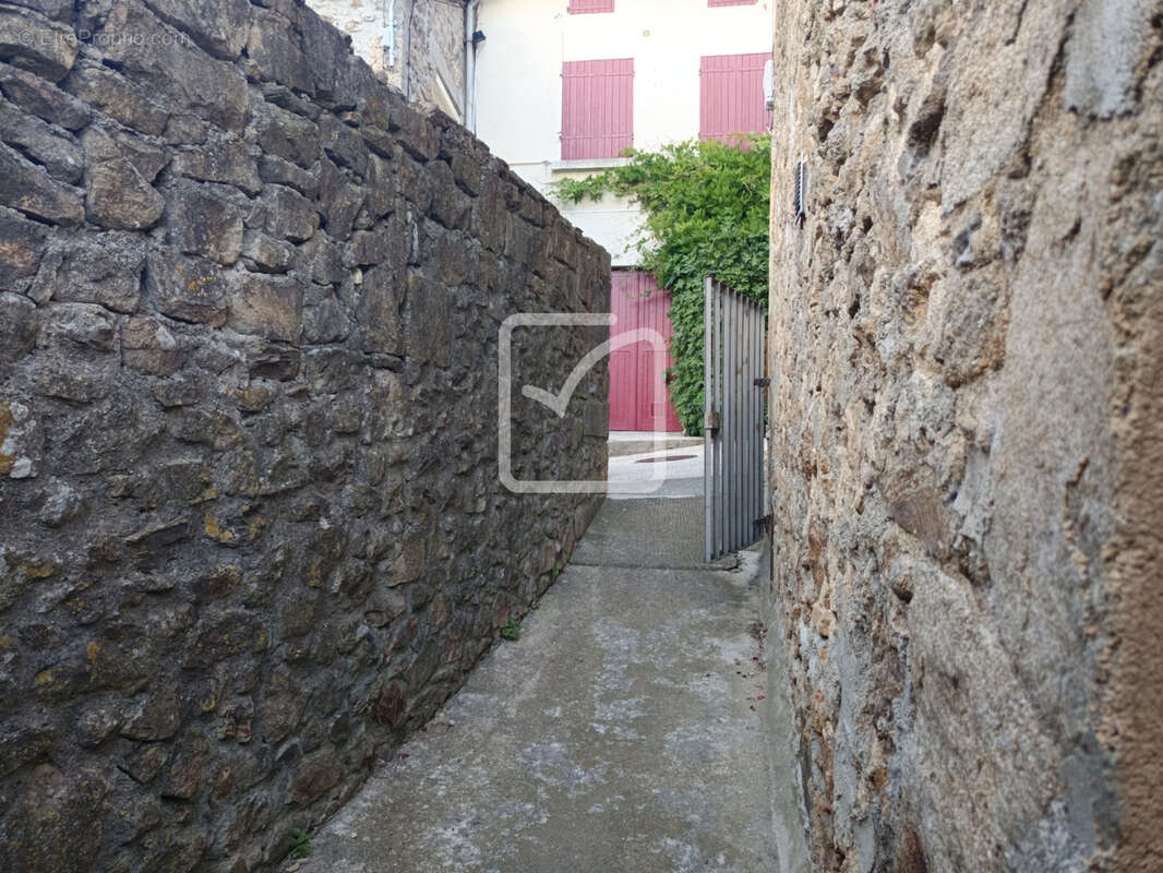 Maison à CHIROLS
