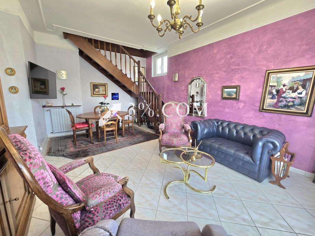 Maison à GUILHERAND-GRANGES