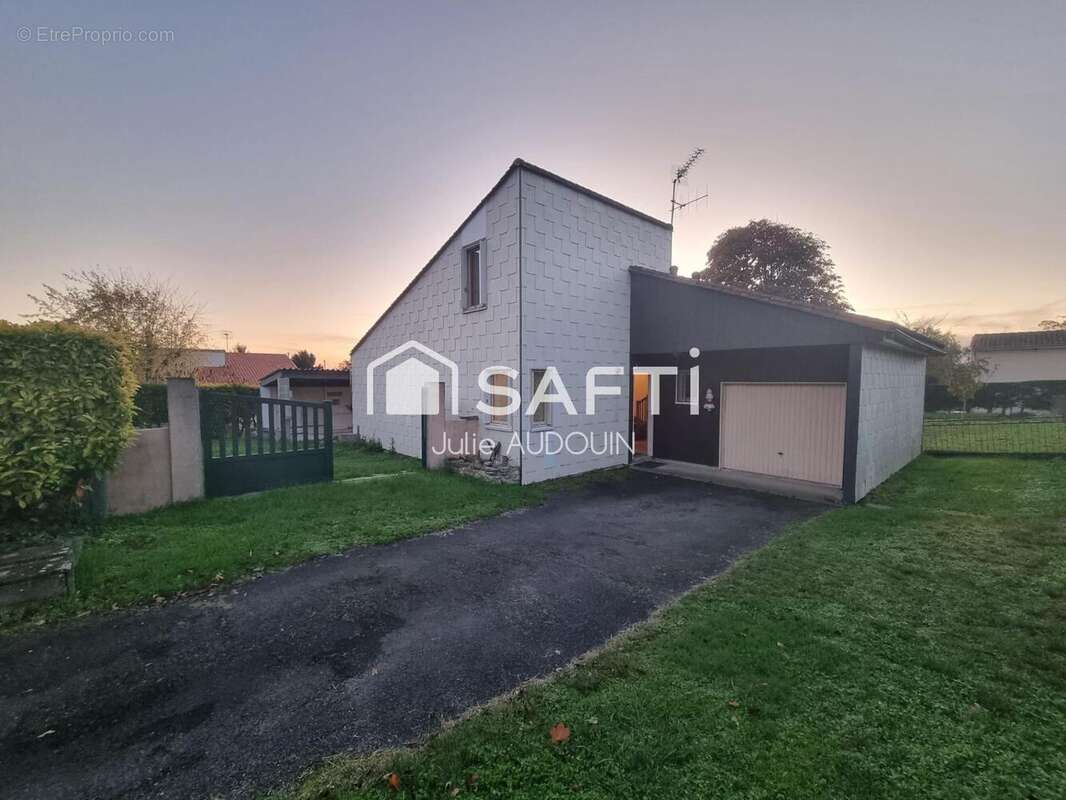 Photo 3 - Maison à BOUTIERS-SAINT-TROJAN