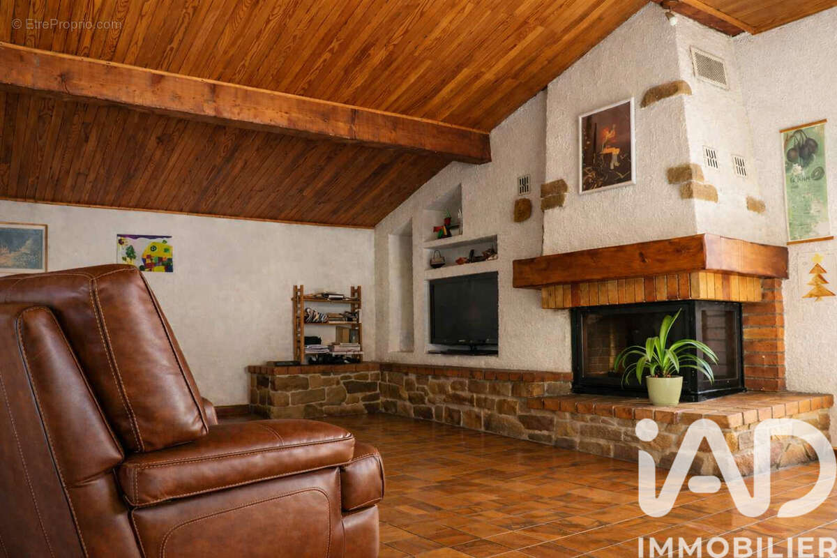 Photo 2 - Appartement à SAINT-MARTIN-D'URIAGE