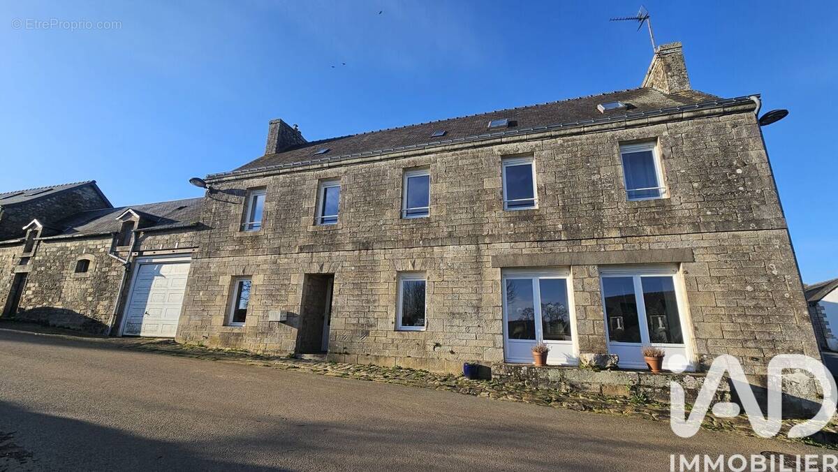 Photo 1 - Maison à LOHUEC