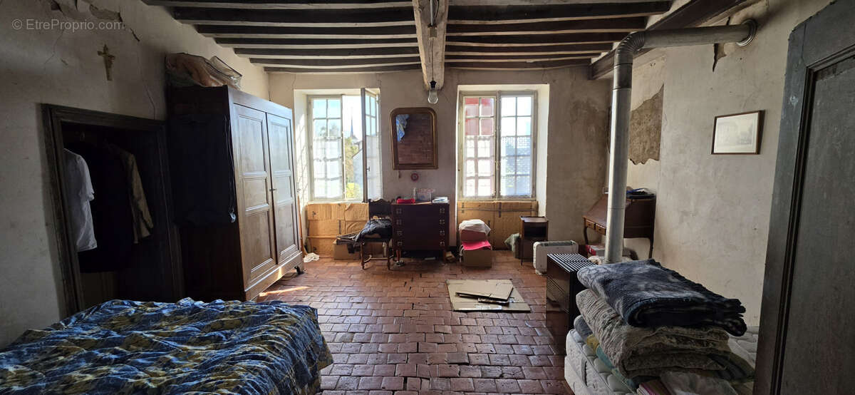 Maison à CHAMPALLEMENT