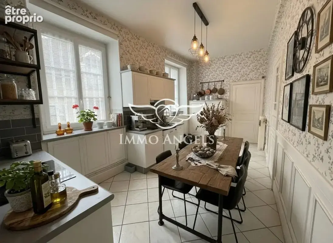 Maison 5 pièces 145 m² à vendre à Chateaumeillant (18370) - photo 5