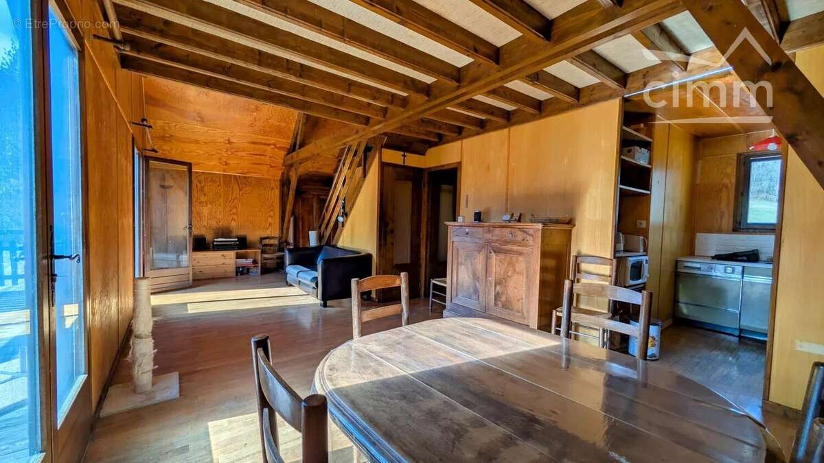 Maison à SAINT-PIERRE-DE-CHARTREUSE