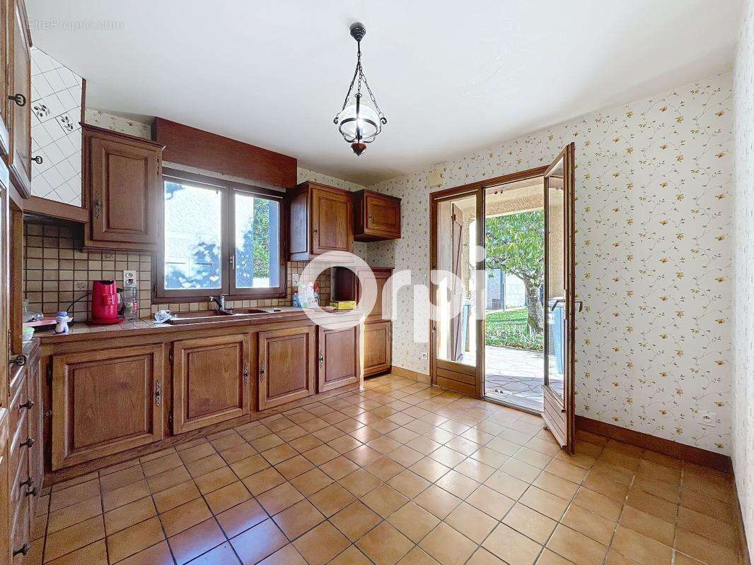 Maison à BRIVE-LA-GAILLARDE